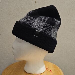 Roots Black and Gray Knit Hat